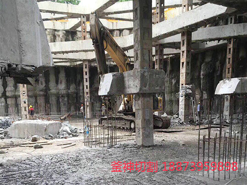 长沙釜神建筑工程有限公司,长沙混凝土绳锯切割,建筑物加固,建筑物拆除,长沙建筑物加固哪里好